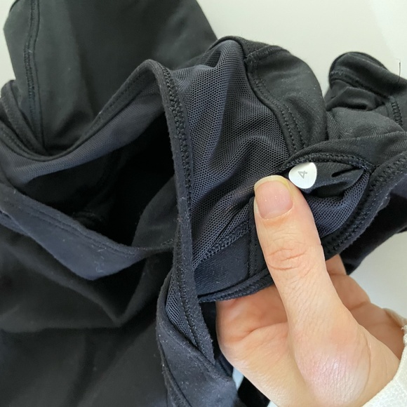Lululemon Black Size 4 - Picture 2 of 3